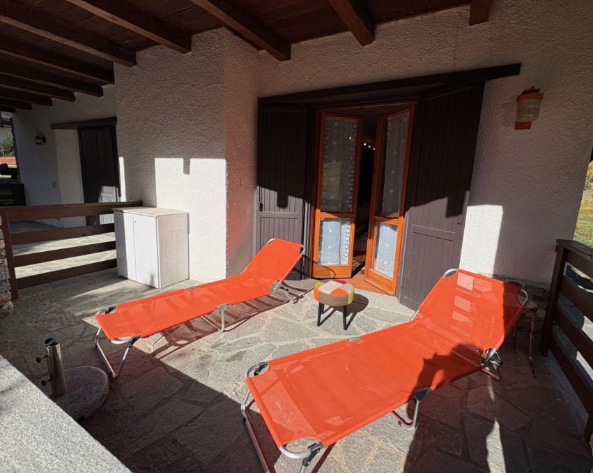 accommodation on two levels