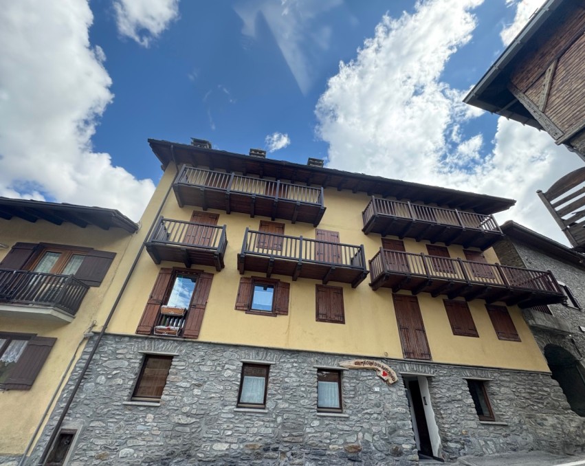 ALLOGGIO SU DUE LIVELLI