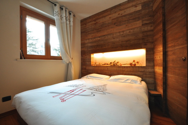 renovated La Thuile Valle d'Aosta three-room apartment with double bedroom